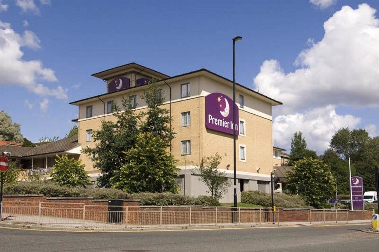 Premier Inn Newcastle City Centre Millennium Bridge エクステリア 写真
